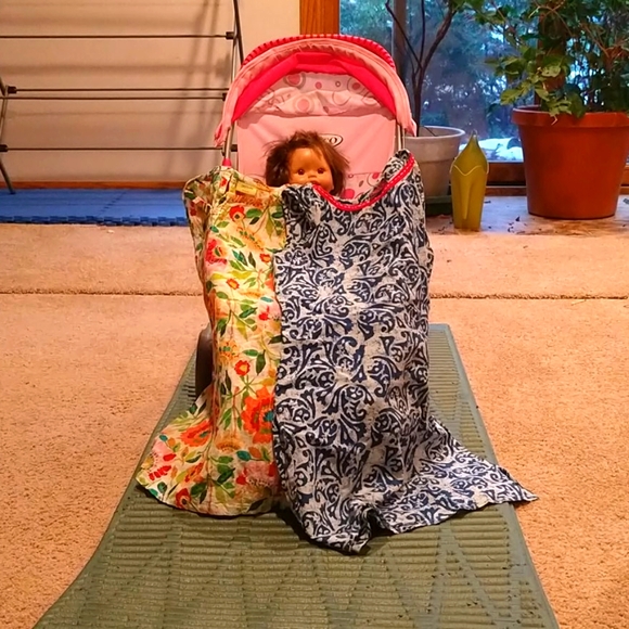 Two Indian Kurtis for girls in size 5-8 years - Picture 1 of 9